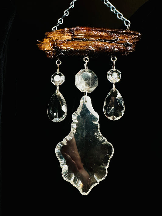 ￼Antique and Driftwood Suncatcher