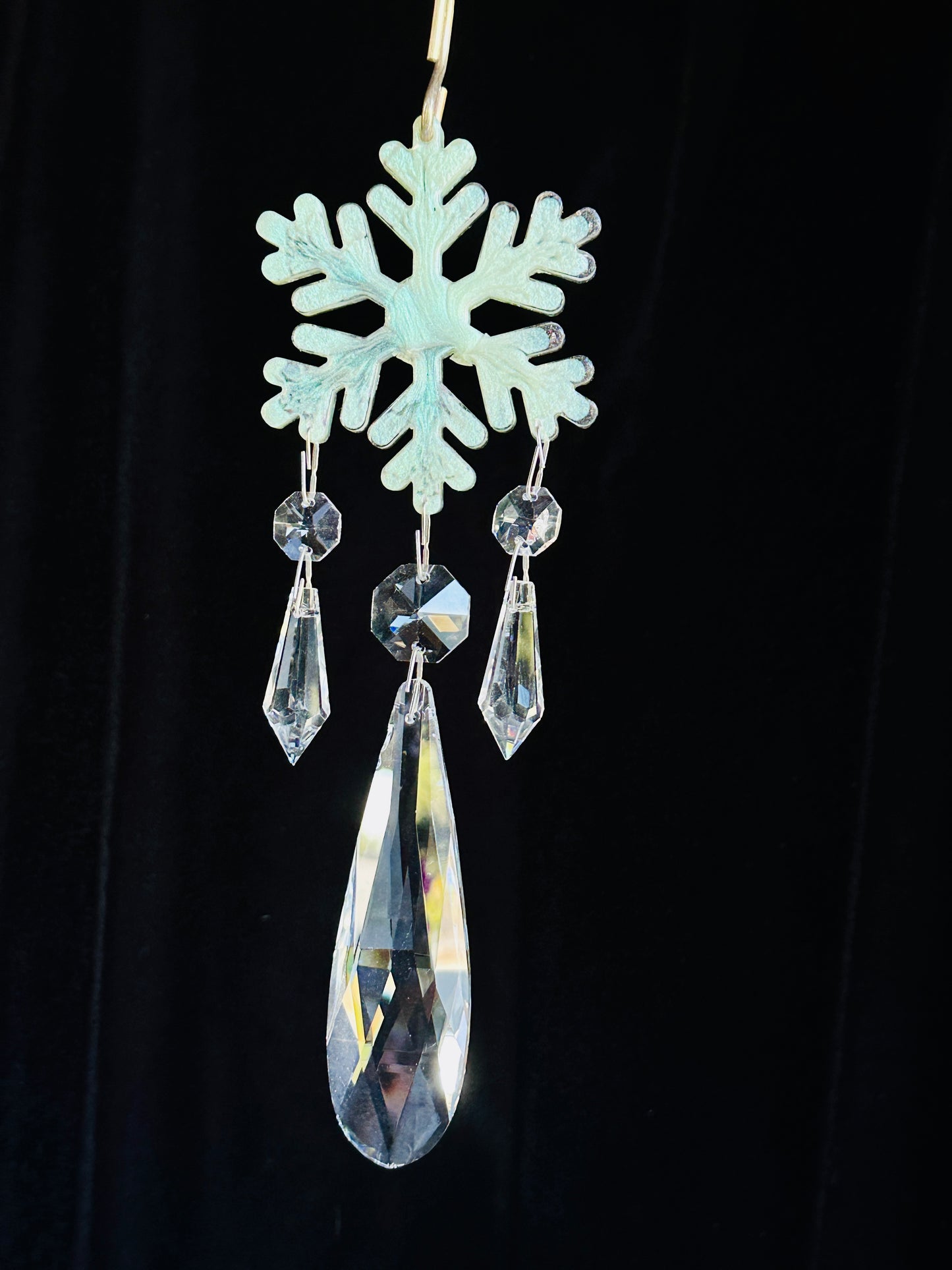 Dainty Christmas Dazzle Sun-catcher