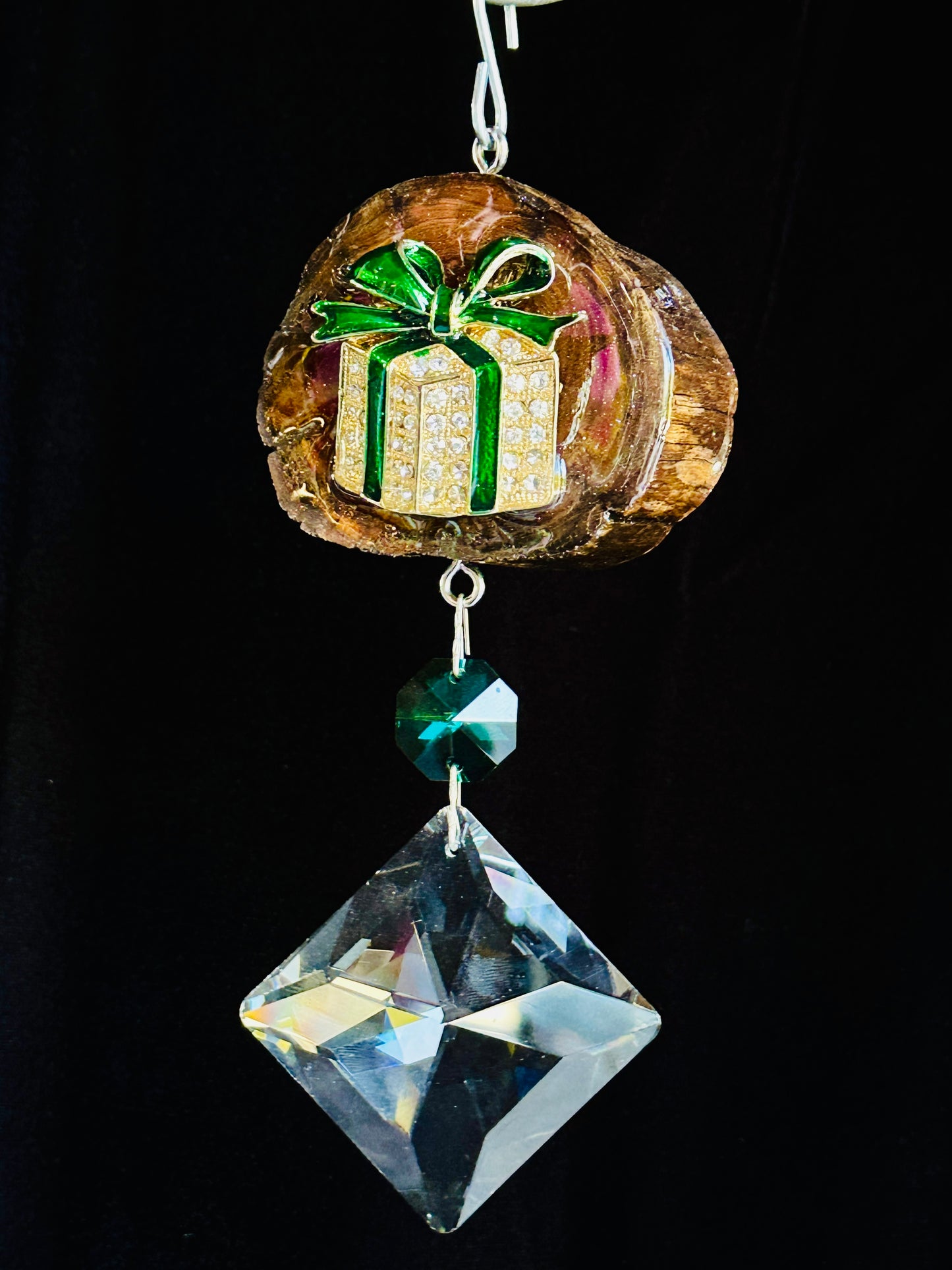 Dainty Christmas Dazzle Sun-catcher