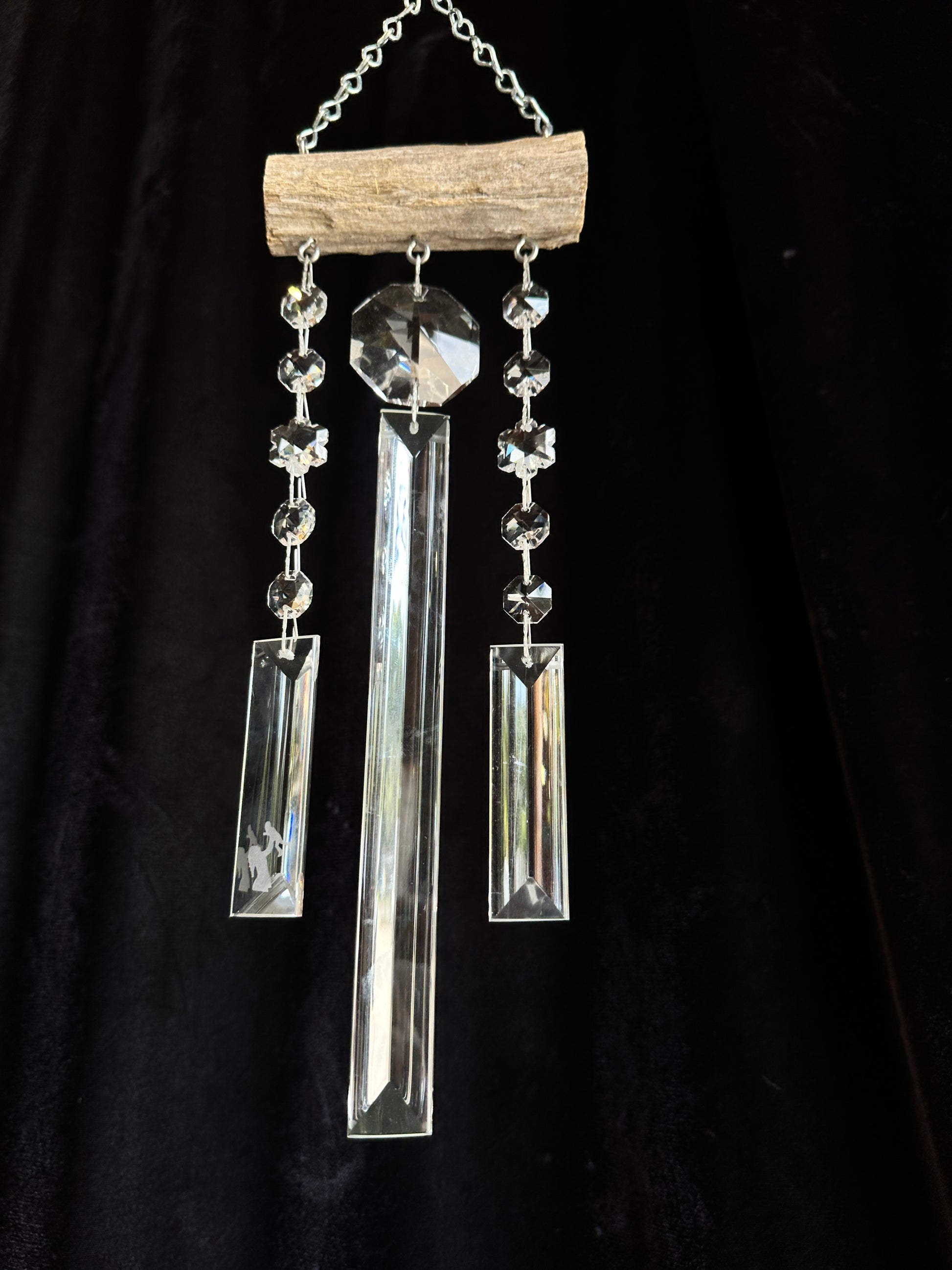 Dazzling Driftwood chandelier crystal mother and child etching windchime suncatcher 