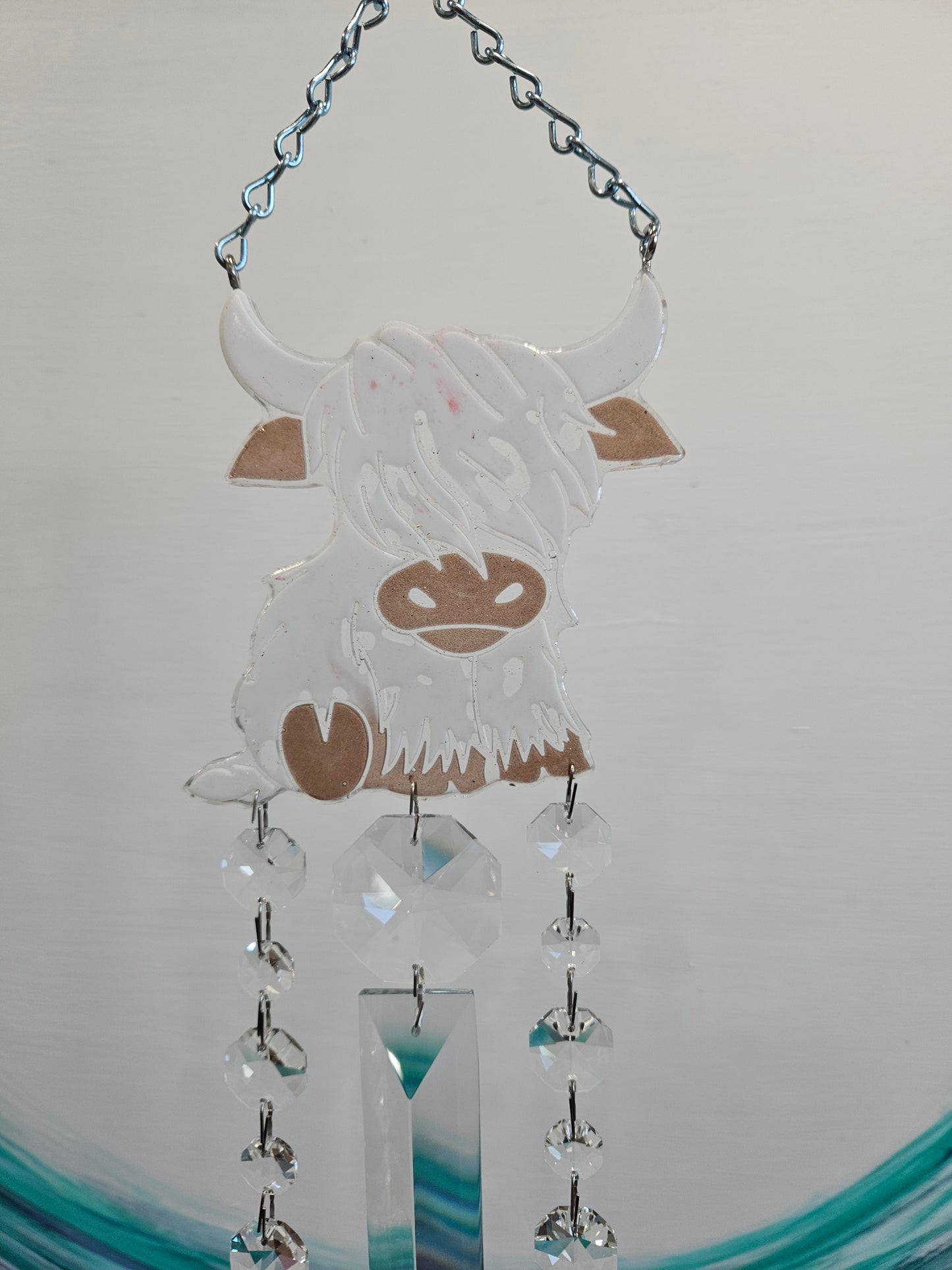 Dazzling Epoxy Highland Cow Suncatching Windchime 3 Strand