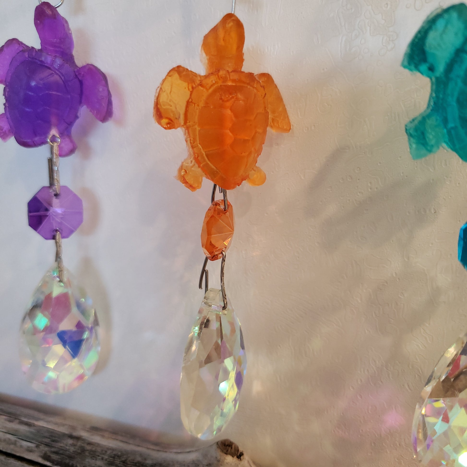 orange epoxy resin sea turtle chandelier crystal sun/catcher