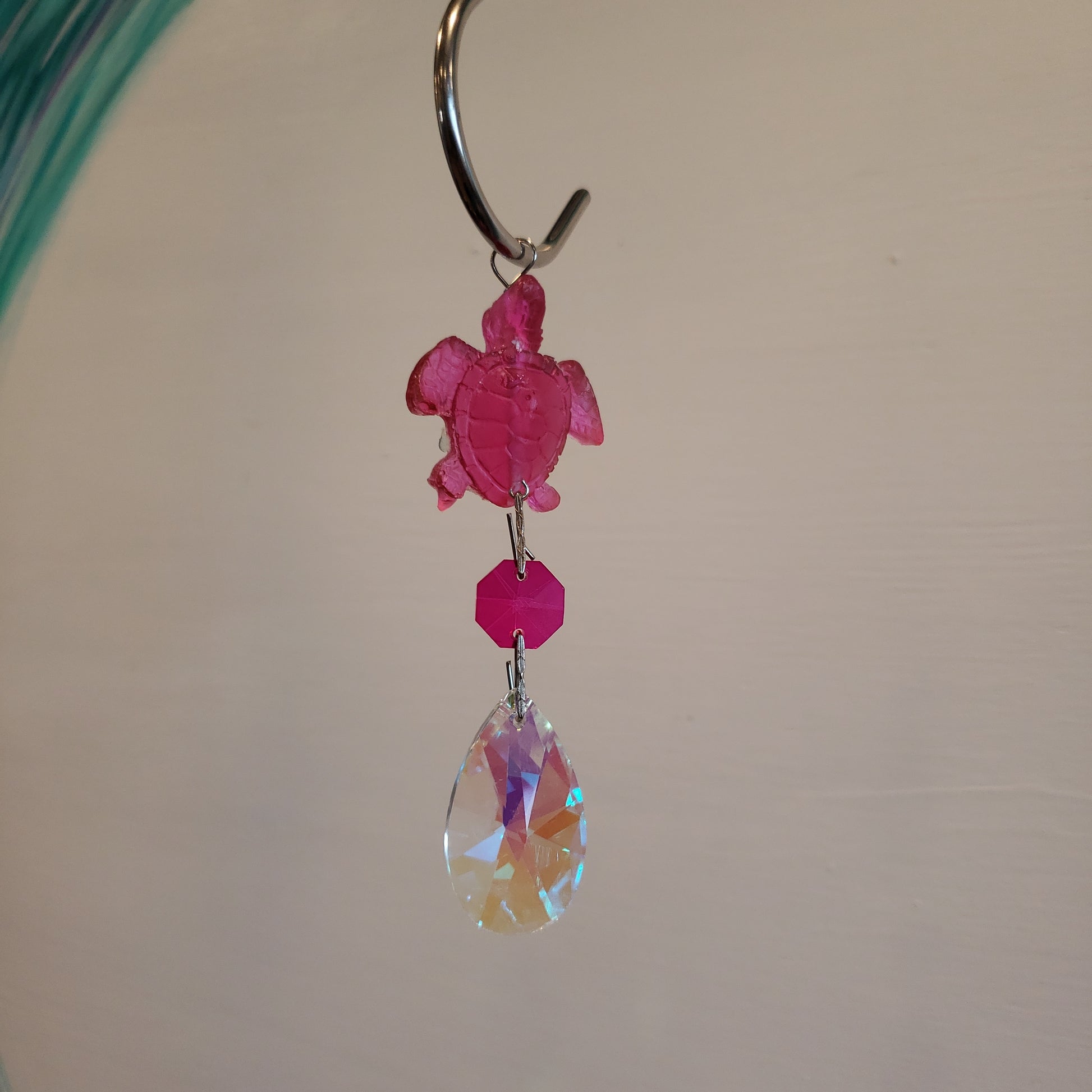 hot pink epoxy resin sea turtle chandelier crystal sun catcher