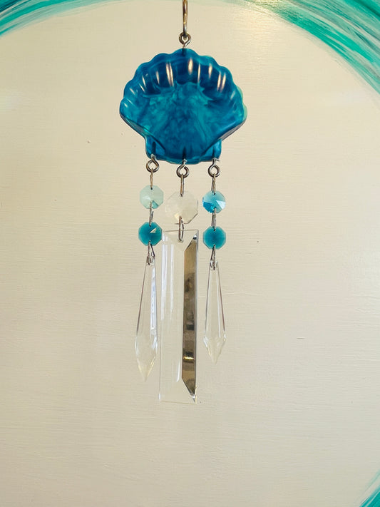 epoxy resin art by Dazzling Driftwood